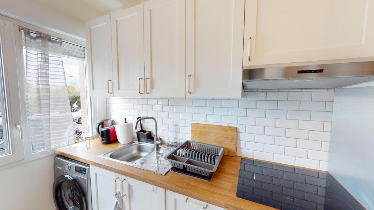 圣但尼Live Like A Local Stylish 2Br With Balcony & Parking公寓 外观 照片