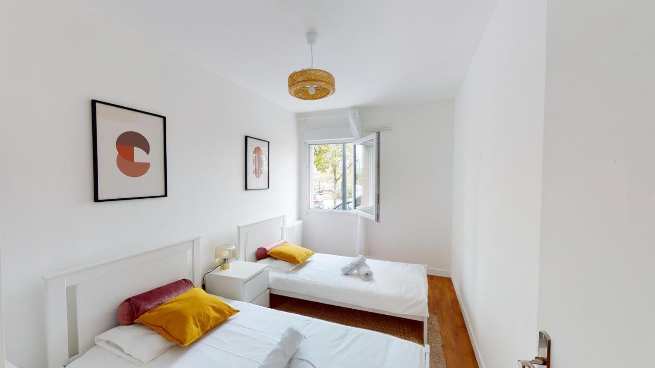 圣但尼Live Like A Local Stylish 2Br With Balcony & Parking公寓 外观 照片